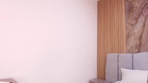 Isa online show from January 14, 12:02 pm