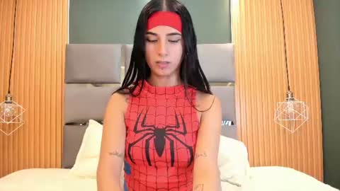Isabella Cooper online show from July 30, 3:23 pm