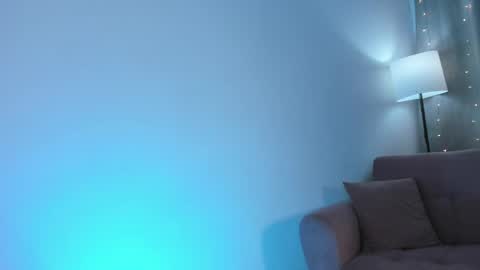 ISABELLA online show from May 20, 1:35 am