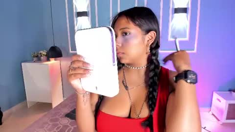 isabella zc online show from June 14, 1:35 pm