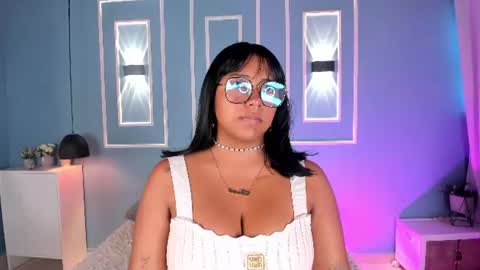 isabella zc online show from June 30, 12:15 pm