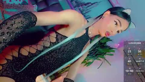 isabellagirs online show from March 27, 3:35 pm