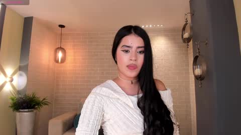 Isa Hill  online show from December 30, 7:21 pm