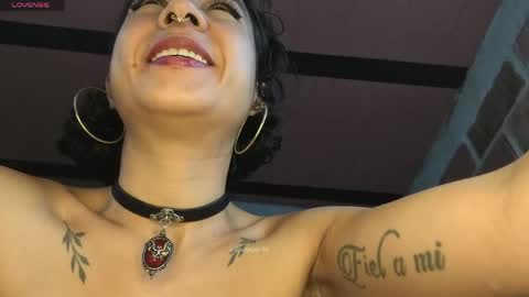 Isabela Paz online show from May 31, 1:15 am