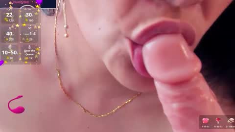 isabellarous  online show from March 10, 9:18 pm