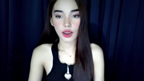 Isabelle online show from April 25, 12:29 pm