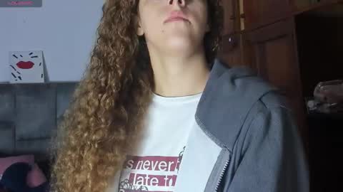 Isabela  online show from October 10, 6:08 am