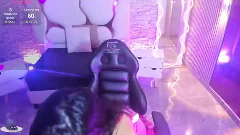 isis_tay1 online show from July 7, 6:47 am