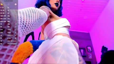 Isis Raichu online show from December 31, 5:51 pm