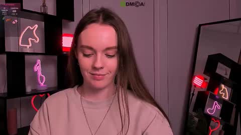 isla_dior online show from November 10, 4:32 pm