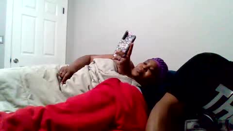 islandmaker online show from November 11, 6:26 am