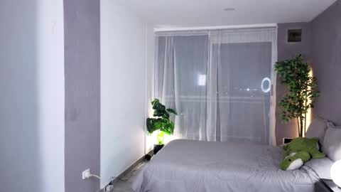 Julyane online show from December 20, 12:17 am