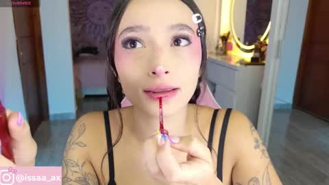 I S S A B E L A Igissaa ax    Xlittleissa  online show from February 20, 11:23 am