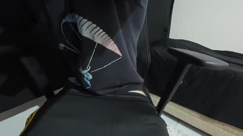 erdem online show from October 6, 9:05 am