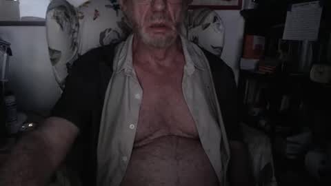 ImYourBitch online show from April 27, 7:50 am
