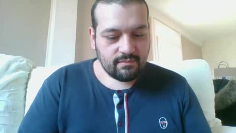 italianbigboy932 online show from February 28, 2:21 pm