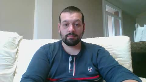 italianbigboy932 online show from March 15, 4:32 pm