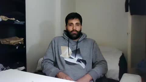 Snapshot of italianboybcn chatting on February 27, 9:58 pm italianboybcn online show from February 27, 9:58 pm