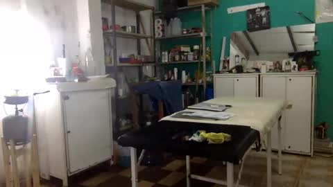 italiankingstripper online show from February 25, 3:42 pm