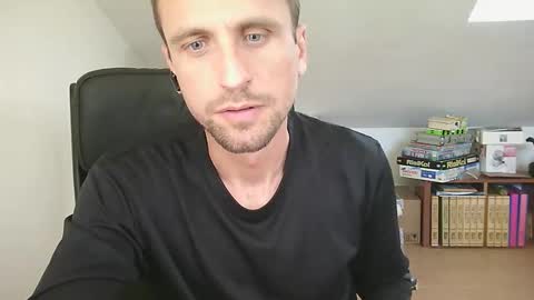 italiano116116 online show from May 7, 9:16 am