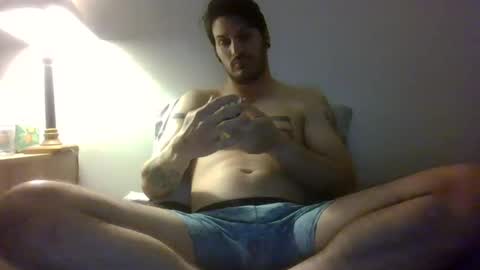 italianstallion69123 online show from December 2, 7:41 am