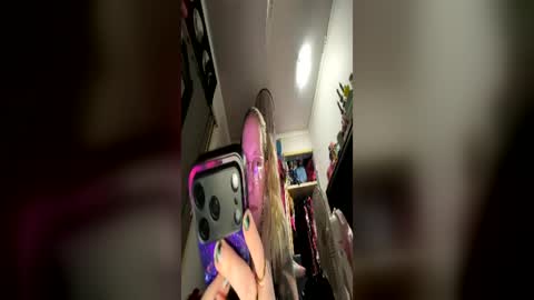 itsbabyxx online show from June 25, 12:54 pm