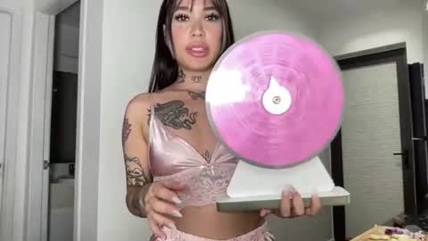 helltai online show from July 6, 3:03 pm