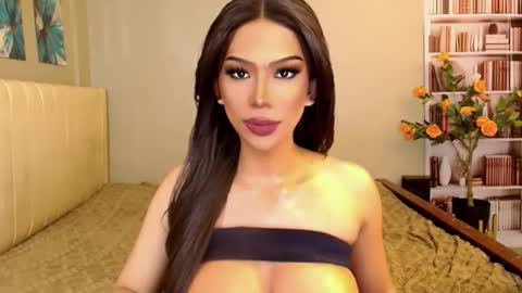 itsme_pearl69 online show from March 18, 5:41 pm