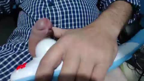 Snapshot of itsmeyes69 chatting on September 23, 10:38 pm itsmeyes69 online show from September 23, 10:38 pm