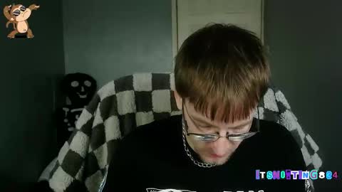    online show from November 3, 12:17 pm