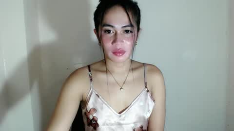 itsurgil_kloeh online show from March 9, 11:31 pm