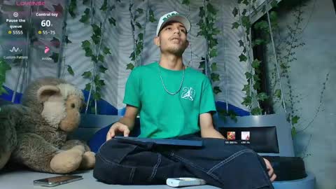 itszairen online show from May 24, 3:47 am