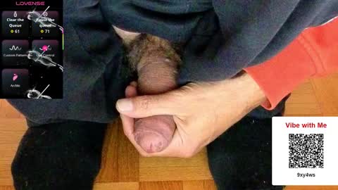 Snapshot of iuuuf2 chatting on September 25, 6:53 am Iuuuf2 or Samel online show from September 25, 6:53 am