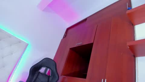 ivannapretyts online show from September 9, 3:12 pm