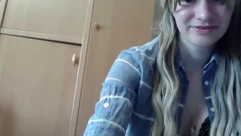 ivetta911 online show from April 18, 7:54 am