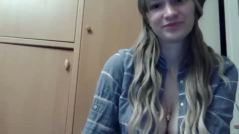 ivetta911 online show from February 18, 3:12 pm