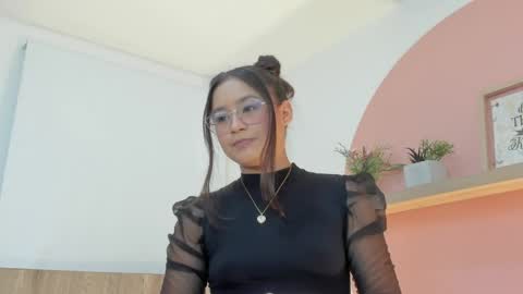 I V E T T E online show from May 21, 8:48 pm