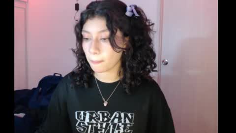 ivonny111 online show from November 18, 7:33 am