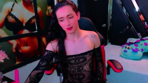 ivony giselle online show from April 14, 2:31 pm