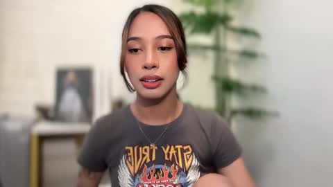 kirstenelsie online show from November 19, 3:28 am