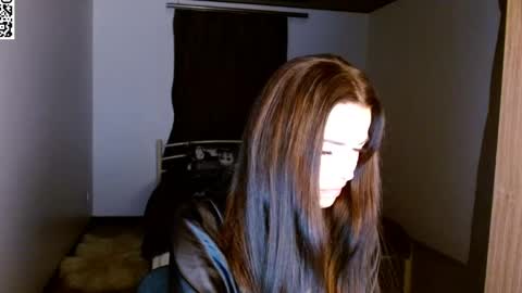 Lana online show from May 4, 8:59 pm