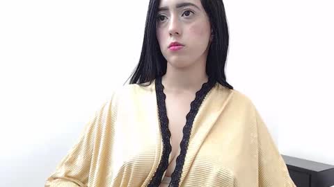 ivorynoir online show from March 26, 1:27 pm