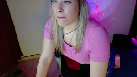 Diana Rojas  online show from November 5, 10:23 pm