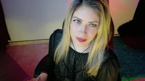 Diana Rojas  online show from October 27, 10:43 pm