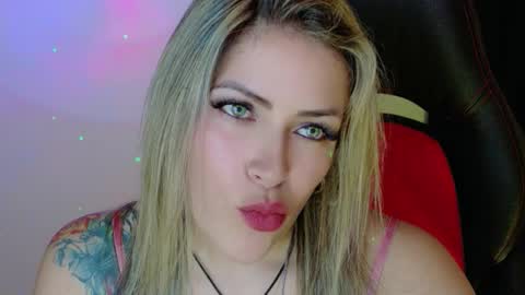 Diana Rojas  online show from November 26, 9:33 pm