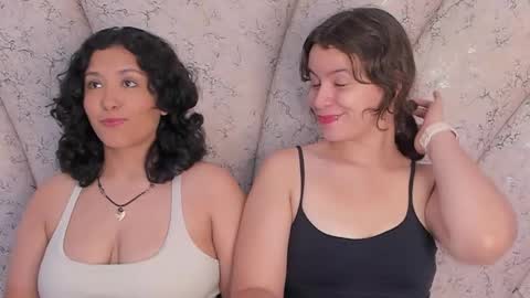 Ivy and Molly online show from September 11, 8:43 pm