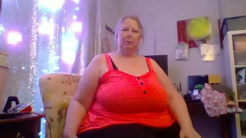 ivyjane3522 online show from June 27, 12:49 am