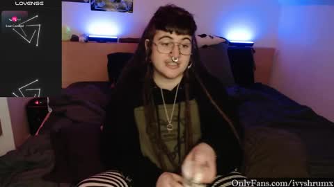 Ivy ShrumX online show from January 5, 10:19 pm