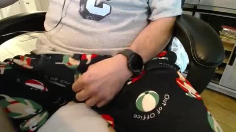 iwanttolicku40 online show from December 30, 5:55 pm