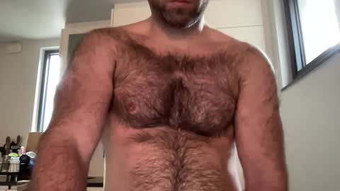 izylduur online show from November 18, 1:03 pm